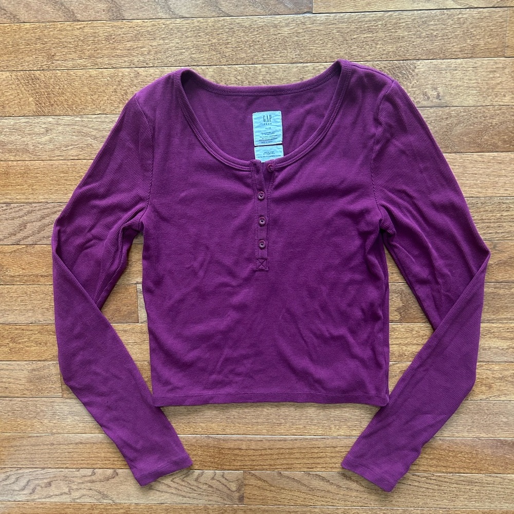 GAP Fitted Long Sleeve Henley Crop